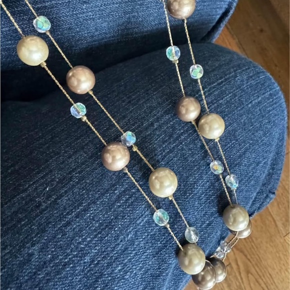 Pearl and Crystal Necklace, long length - Picture 2 of 7